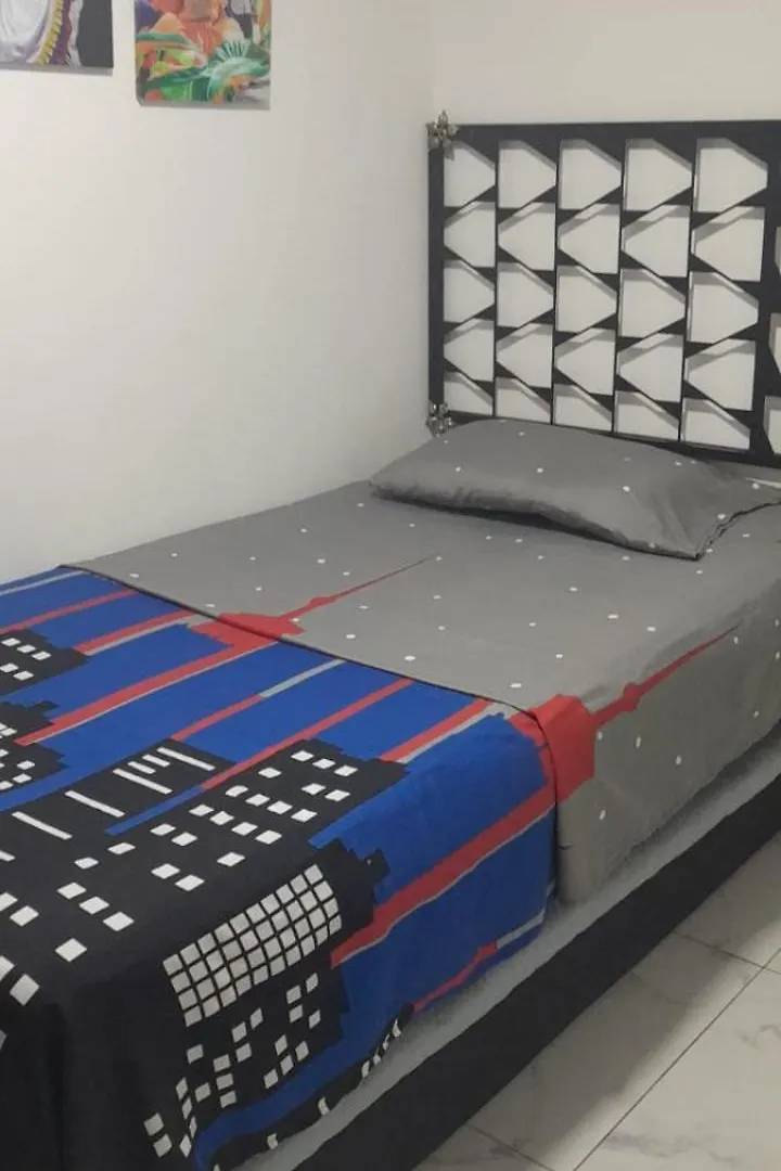 Apartamento De 2 Habitaciones En Robledo A 20 Minutos Del Centro Medellin 0*,  Colombia